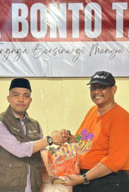 Pemdes Bojo Kabupaten Barru Laksanakan Studi Tiru di Pemdes Bonto Tangnga Kabupaten Bantaeng, Dua Kades Bergelar Doktor Jalin Sinergitas dan Silaturahmi