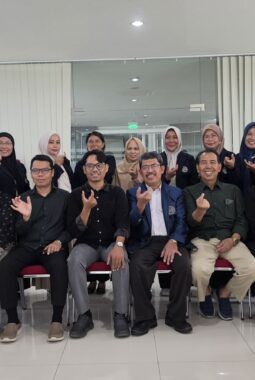 Kunjungan Akademik Magister Pedagogi Universitas Muhammadiyah Palopo ke UAD Jogja: MoU Tridharma Perdana, Skill Writing dan Beasiswa Langsung Digulirkan!