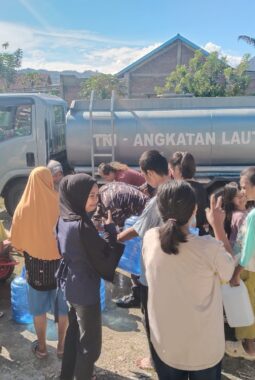 Gerak Cepat Tanpa Batas, TNI AL Kodaeral VI Lanal Palu Terjunkan Satgas dan Posko Darurat di Sigi Pasca-Gempa M 6,7