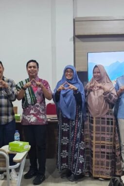 Sekretaris LPMPP Unkhair Jadi Narasumber Workshop Kurikulum OBE di Prodi Pendidikan Geografi Undana