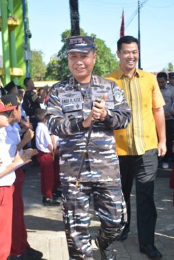 HUT Kodaeral VI Tahun 2026, TNI AL Kodaeral VI Gelar Bakti Sosial dan Kesehatan di Pangkep