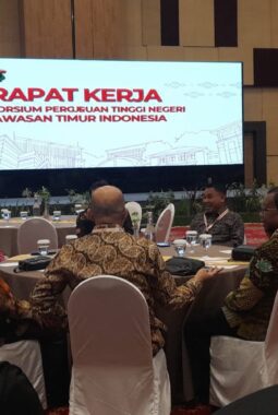 Rektor Unkhair Ternate Hadiri Rapat Kerja KPTN-KTI di Universitas Hasanuddin