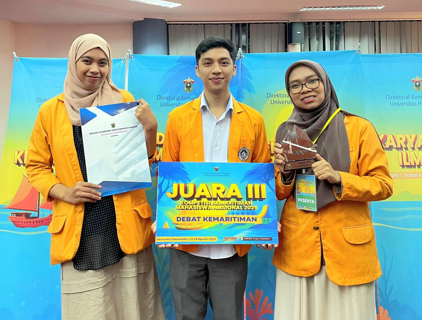 Kkmn Membanggakan, Tim UNM Sabet Juara III Lomba Debat Kemaritiman KKMN ke ...